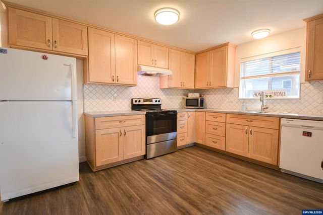 928 Trust Ln SE, Salem, OR 97306