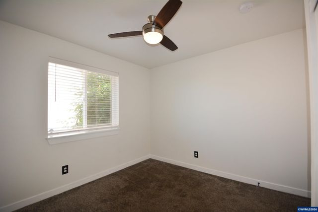 928 Trust Ln SE, Salem, OR 97306