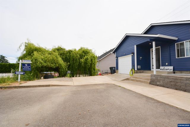 928 Trust Ln SE, Salem, OR 97306