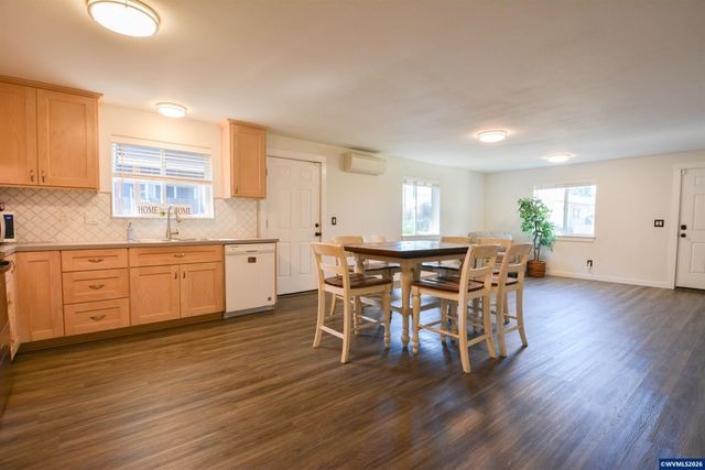 928 Trust Ln SE, Salem, OR 97306