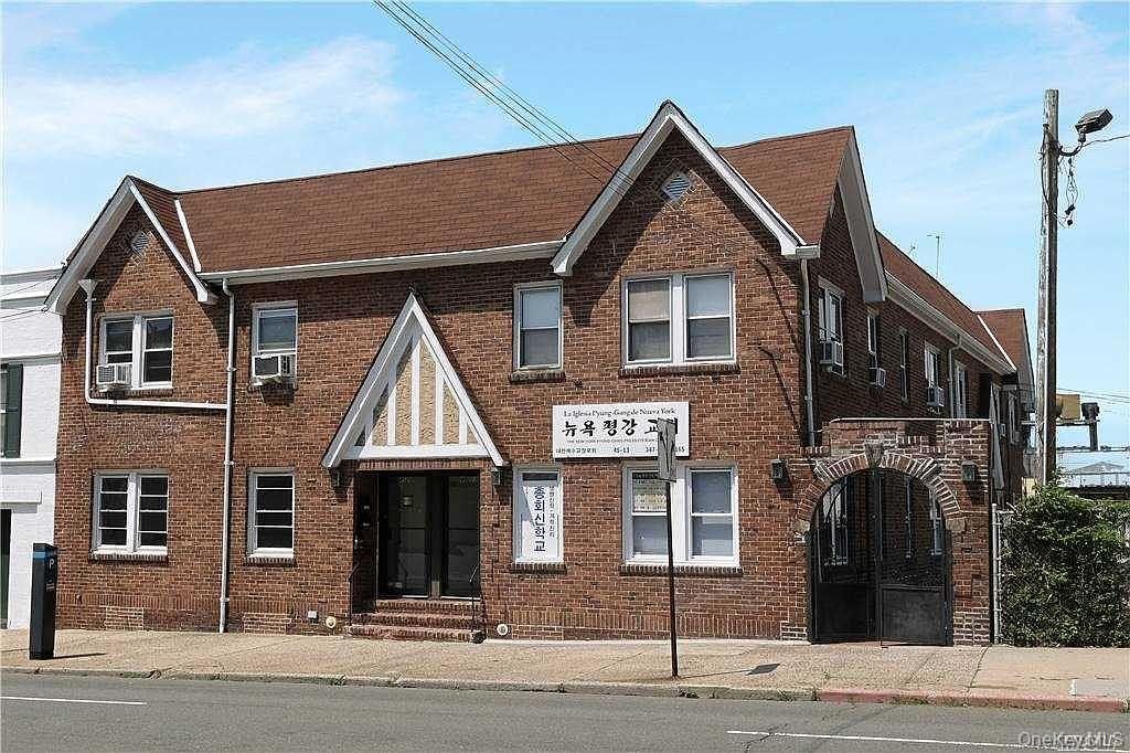 45-11 Little Neck Parkway, Little Neck, NY 11362