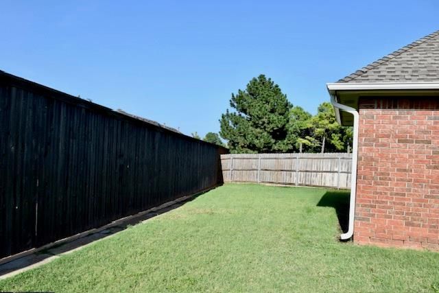 249 Cobblestone Circle, Edmond, OK 73034