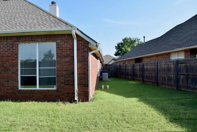 249 Cobblestone Circle, Edmond, OK 73034