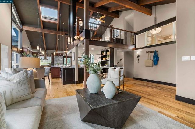 392 Paraiso Dr, Danville, CA 94526