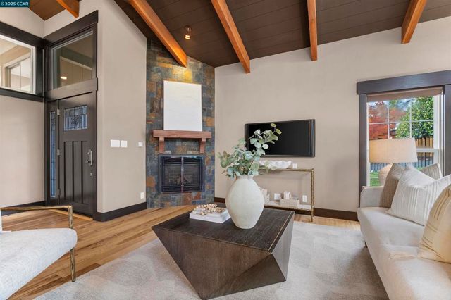 392 Paraiso Dr, Danville, CA 94526