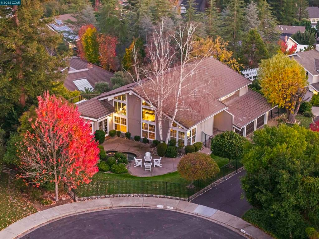 392 Paraiso Dr, Danville, CA 94526