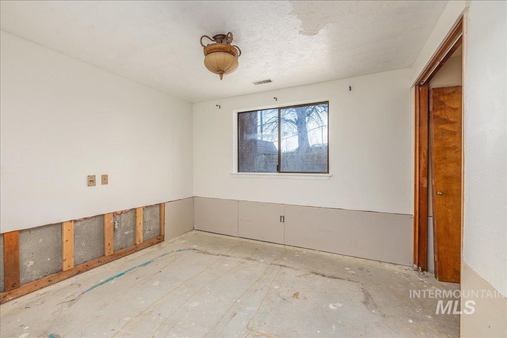 5735 N Willow Creek Rd, Eagle, ID 83616 photo 10