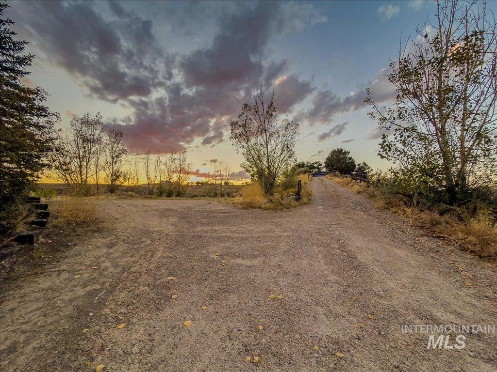 5735 N Willow Creek Rd, Eagle, ID 83616 photo 18