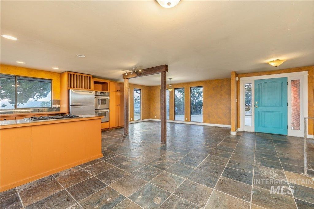 5735 N Willow Creek Rd, Eagle, ID 83616 photo 7