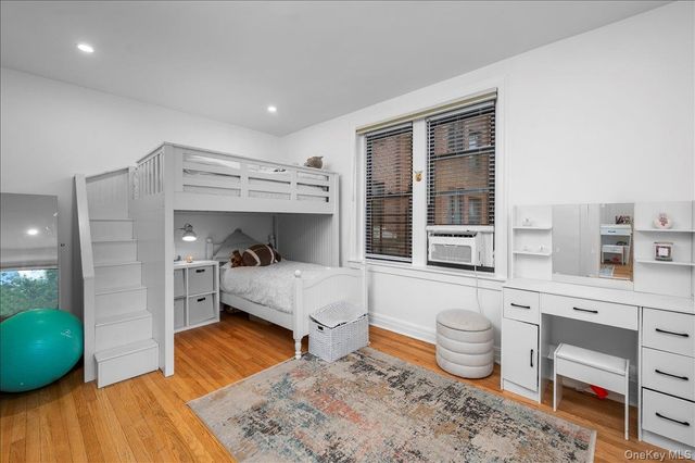 11 Alden Road 2N, Larchmont, NY 10538