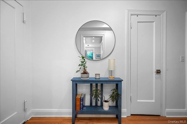 11 Alden Road 2N, Larchmont, NY 10538