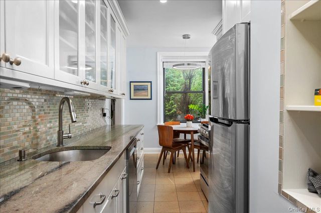 11 Alden Road 2N, Larchmont, NY 10538