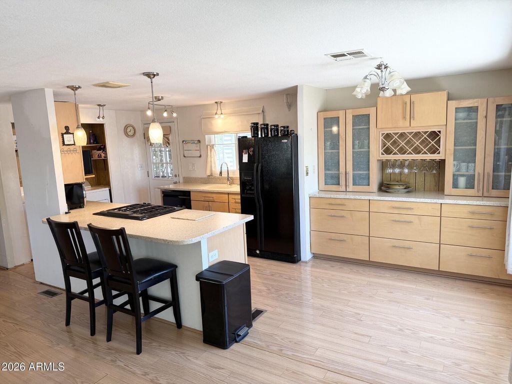 8200 E CORALBELL Circle, Mesa, AZ 85208 — exterior