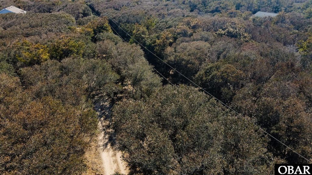 Image 10 of property listing at 2392 Sandpiper Road Lot 4, Corolla, NC 27927