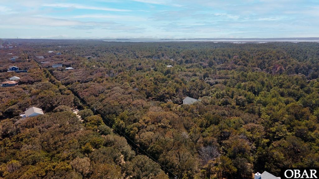 Image 11 of property listing at 2392 Sandpiper Road Lot 4, Corolla, NC 27927