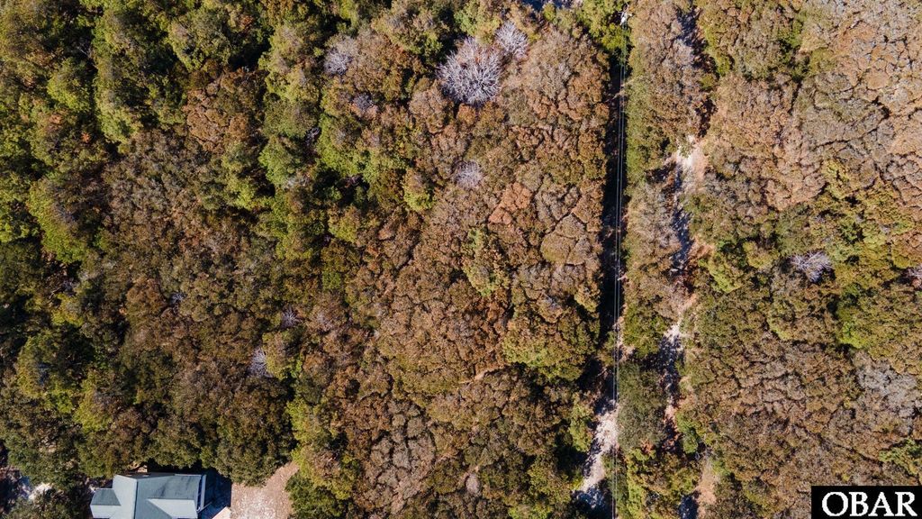 Image 13 of property listing at 2392 Sandpiper Road Lot 4, Corolla, NC 27927