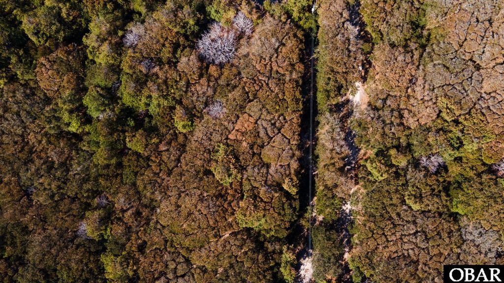 Image 14 of property listing at 2392 Sandpiper Road Lot 4, Corolla, NC 27927