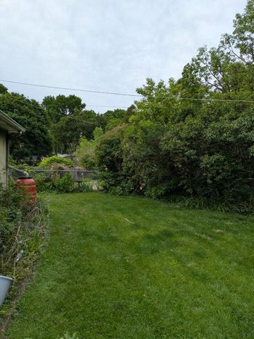 621 E GRAND LAKE Boulevard, West Chicago, IL 60185
