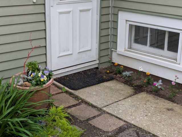621 E GRAND LAKE Boulevard, West Chicago, IL 60185