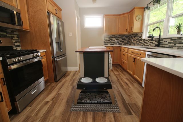 621 E GRAND LAKE Boulevard, West Chicago, IL 60185
