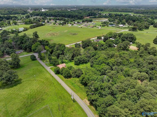 55 Blessing Road, Boaz, AL 35957