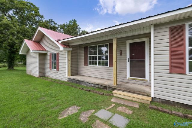 55 Blessing Road, Boaz, AL 35957