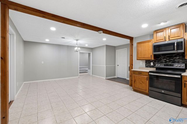 55 Blessing Road, Boaz, AL 35957
