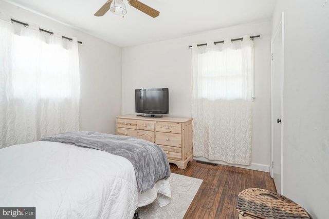 143 GRAND AVE, Blackwood, NJ 08012