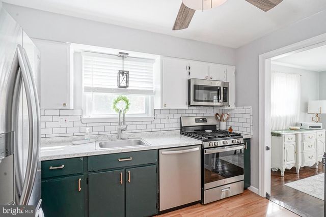 143 GRAND AVE, Blackwood, NJ 08012
