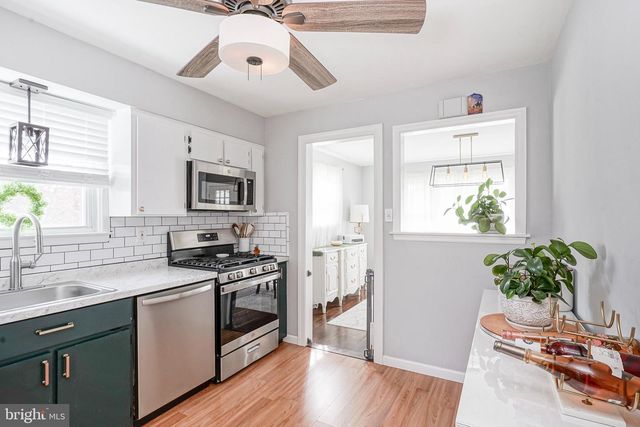143 GRAND AVE, Blackwood, NJ 08012