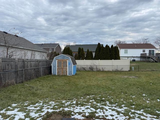 5882 Starcrest Drive, Galloway, OH 43119