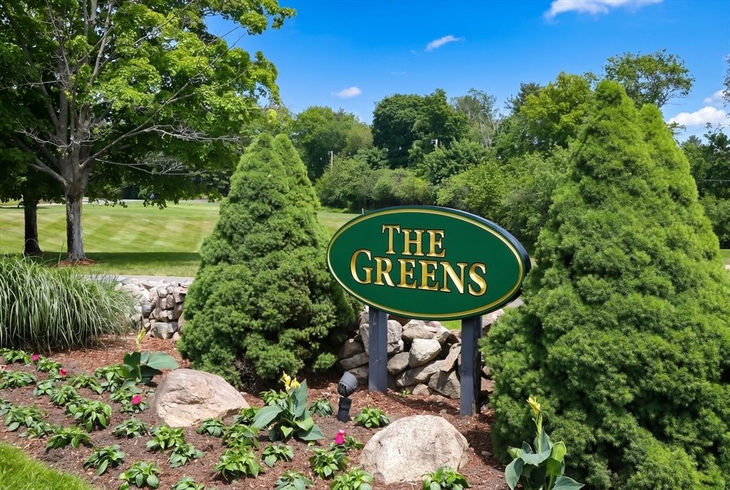 30 Brassie Way 30, North Reading, MA 01864