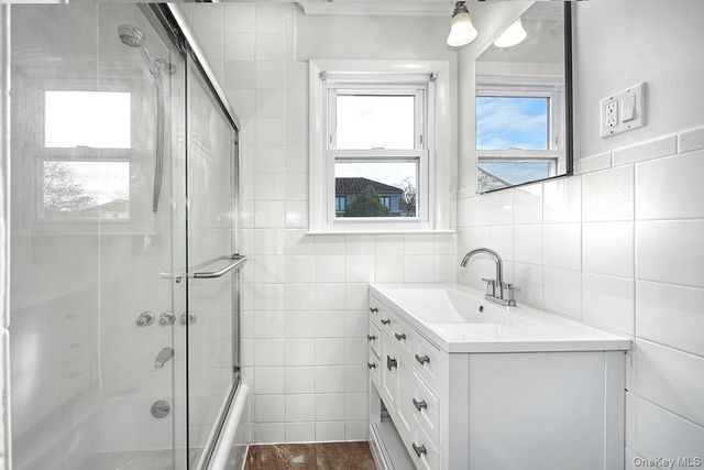 222 Gainsborg Avenue E, West Harrison, NY 10604