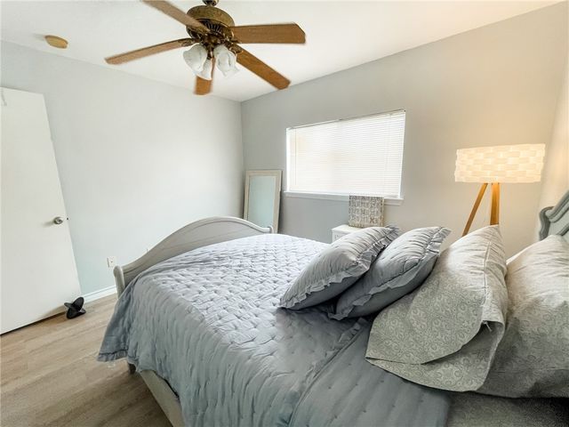 13901 Lighthouse Dr, Corpus Christi, TX 78418