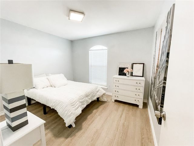 13901 Lighthouse Dr, Corpus Christi, TX 78418