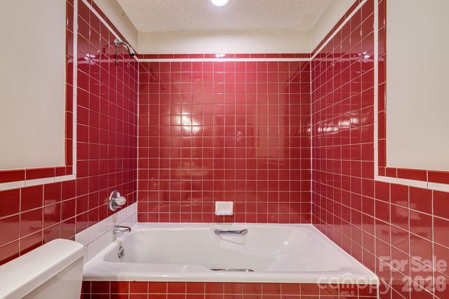 35 Byrd Road, Candler, NC 28715