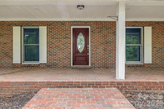 35 Byrd Road, Candler, NC 28715