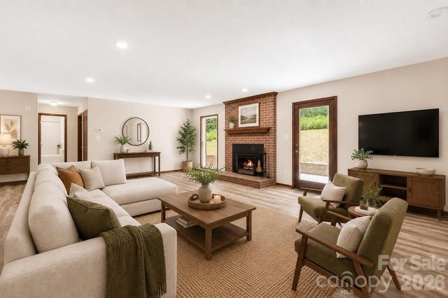 35 Byrd Road, Candler, NC 28715