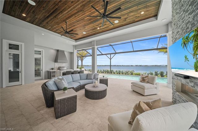 11441 Canal Grande DR, Fort Myers, FL 33913