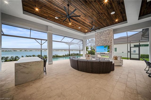 11441 Canal Grande DR, Fort Myers, FL 33913