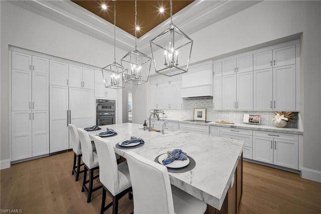 11441 Canal Grande DR, Fort Myers, FL 33913
