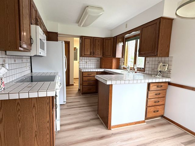 3252 Pinehurst Drive, Gladwin, MI 48624