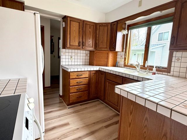 3252 Pinehurst Drive, Gladwin, MI 48624