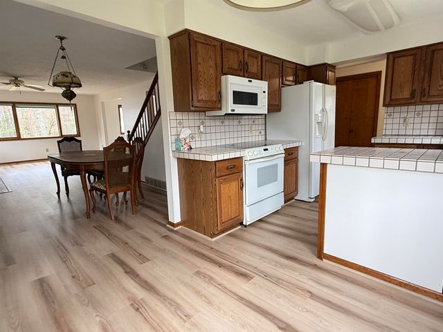 3252 Pinehurst Drive, Gladwin, MI 48624