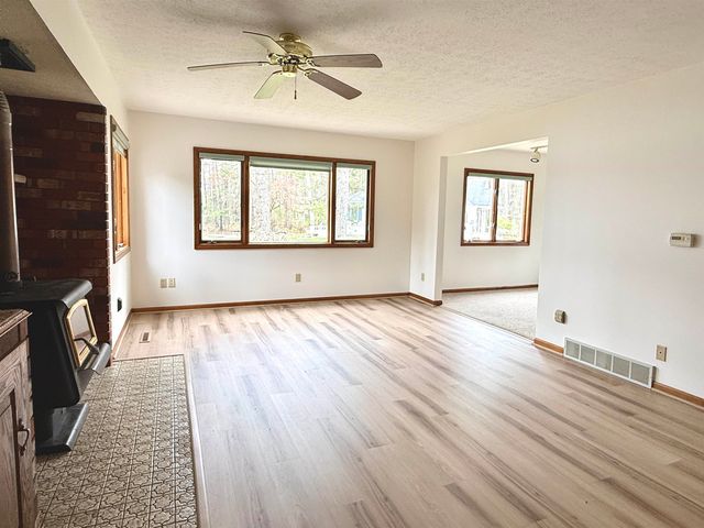 3252 Pinehurst Drive, Gladwin, MI 48624