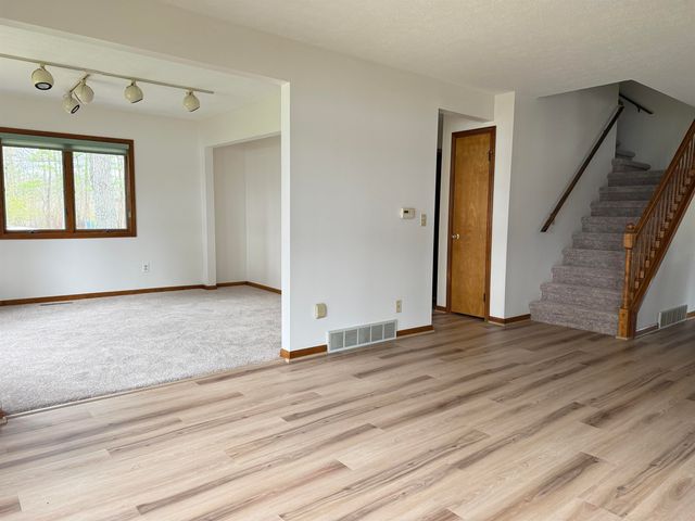 3252 Pinehurst Drive, Gladwin, MI 48624