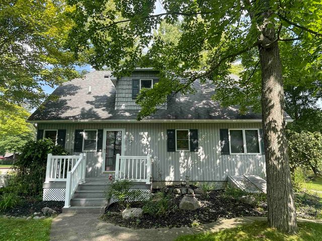 3252 Pinehurst Drive, Gladwin, MI 48624