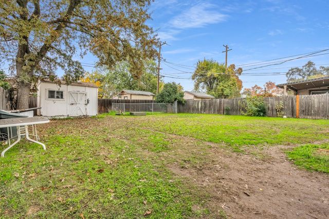 2528 Dale Ave, Sacramento, CA 95815