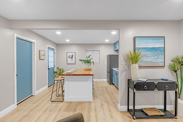 2528 Dale Ave, Sacramento, CA 95815