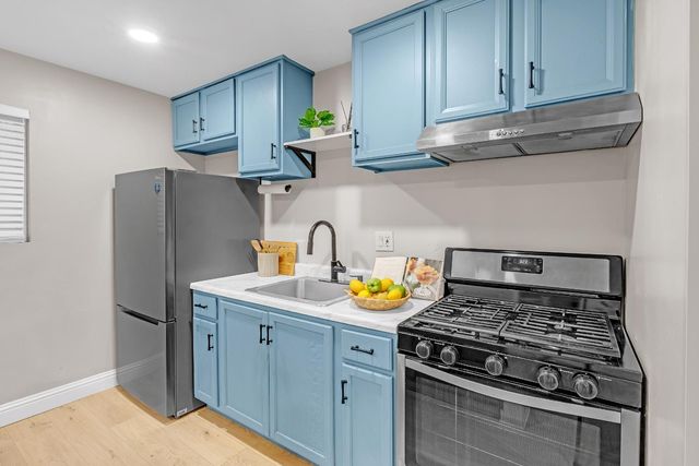 2528 Dale Ave, Sacramento, CA 95815